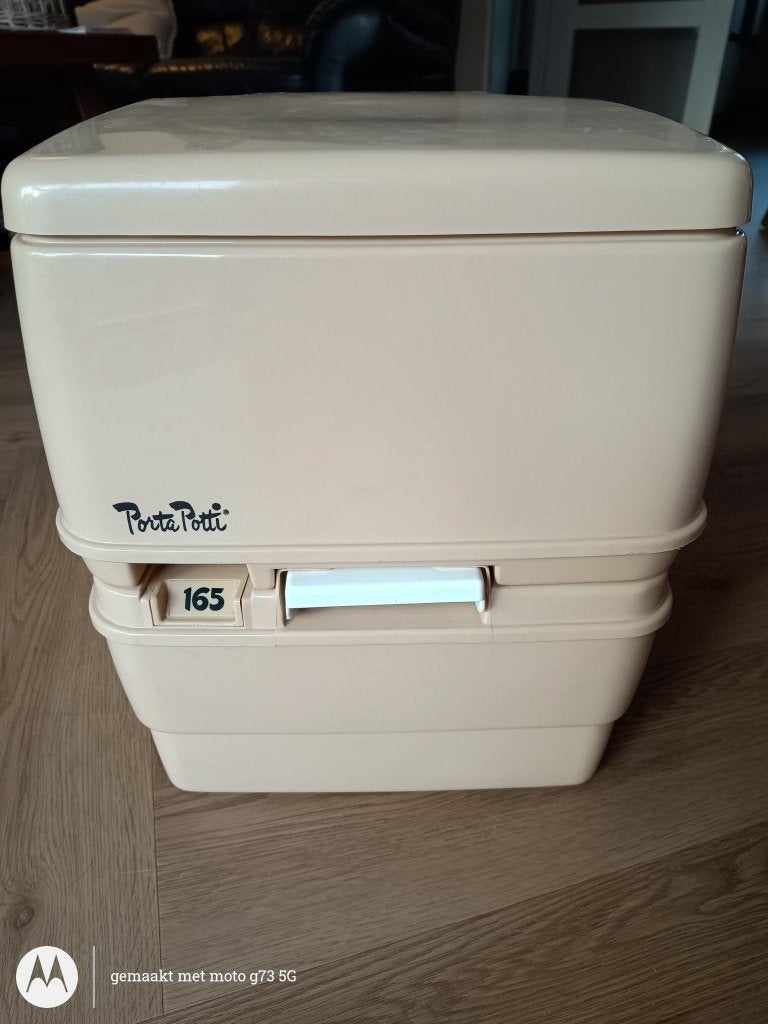 Porta Potti, Caravans en Kamperen, Kampeeraccessoires, Ophalen, Zo goed als nieuw