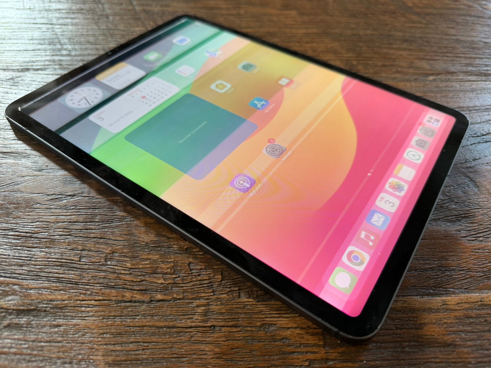Foto 4 van Apple iPad Pro 11” A1934 512GB WiFi en LTE met storing