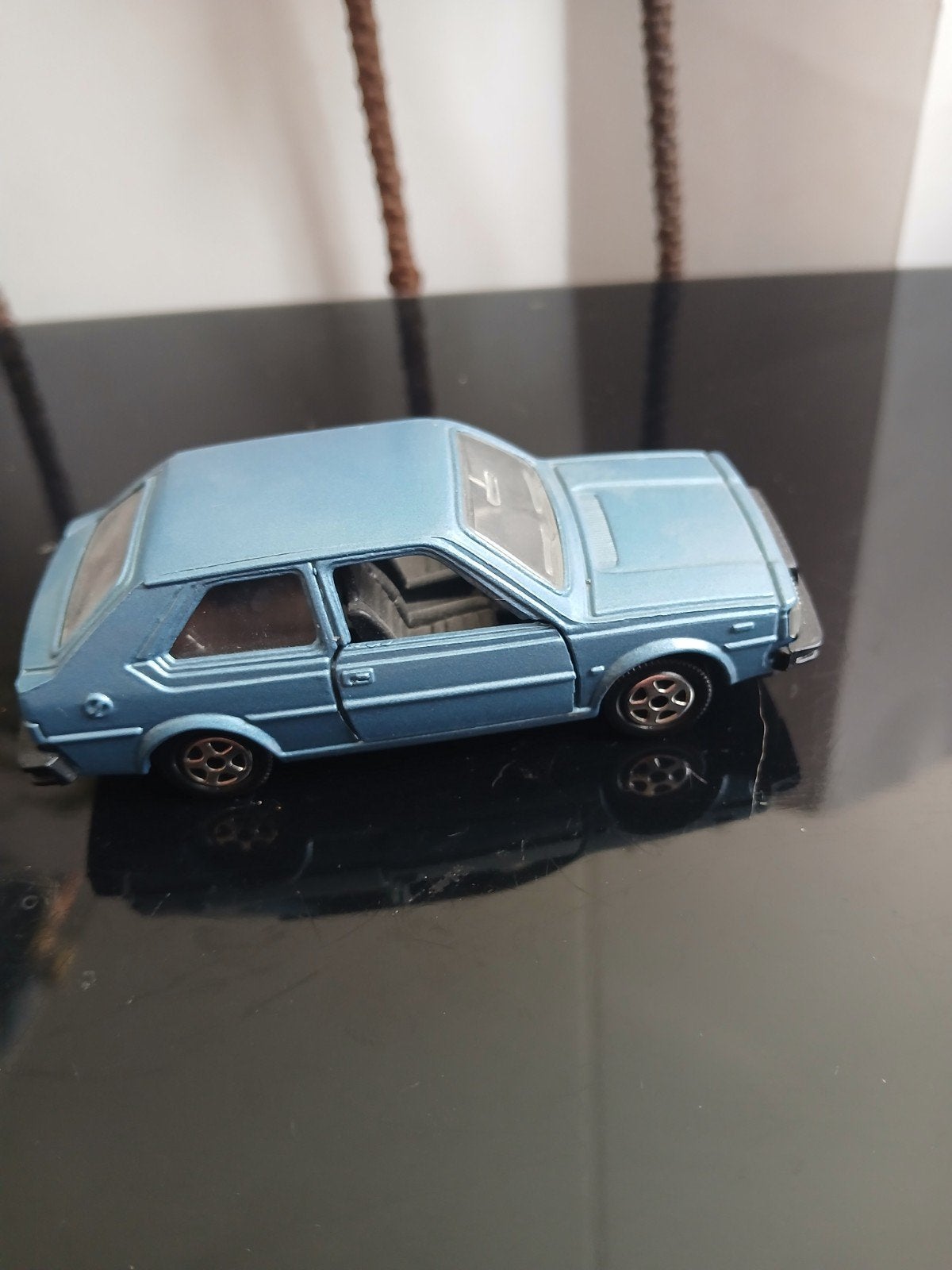 Volvo 343. Hotwheels Mattel 1:43, Ophalen of Verzenden, Gebruikt, Auto, Overige merken