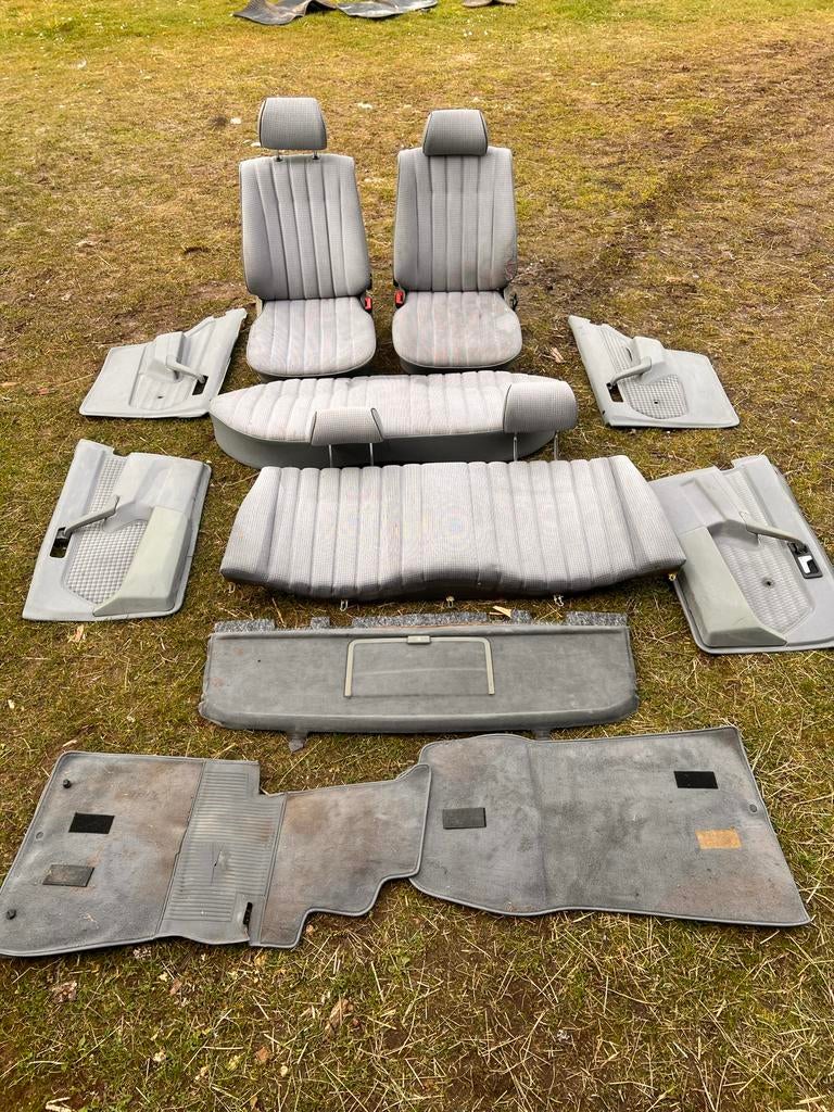 Compleet Interieur Mercedes W201 (190D/E) bouwjaar 1985, Auto-onderdelen, Interieur en Bekleding, Ophalen of Verzenden, Gebruikt