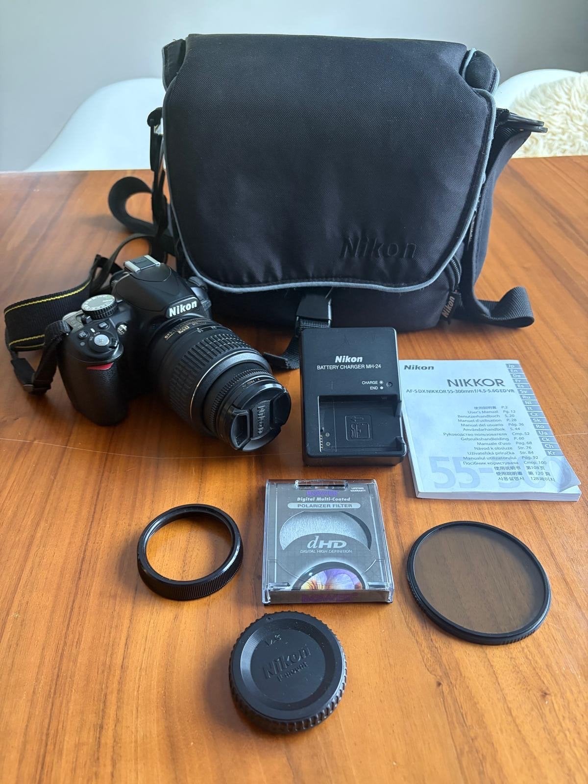 Nikon D3100 Spiegelreflexcamera met extra Nikkor telelens, Spiegelreflex, Beeldstabilisatie, Ophalen of Verzenden, Zo goed als nieuw
