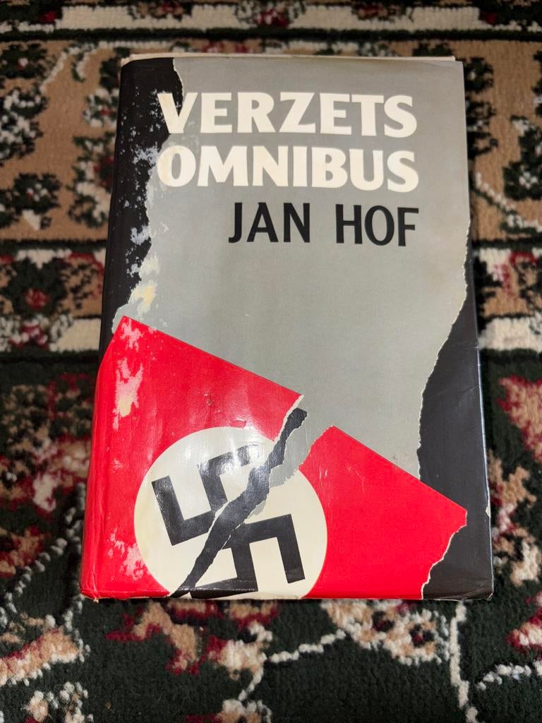 Verzets Omnibus - Jan Hof (Tweede Wereldoorlog), Ophalen of Verzenden, Zo goed als nieuw