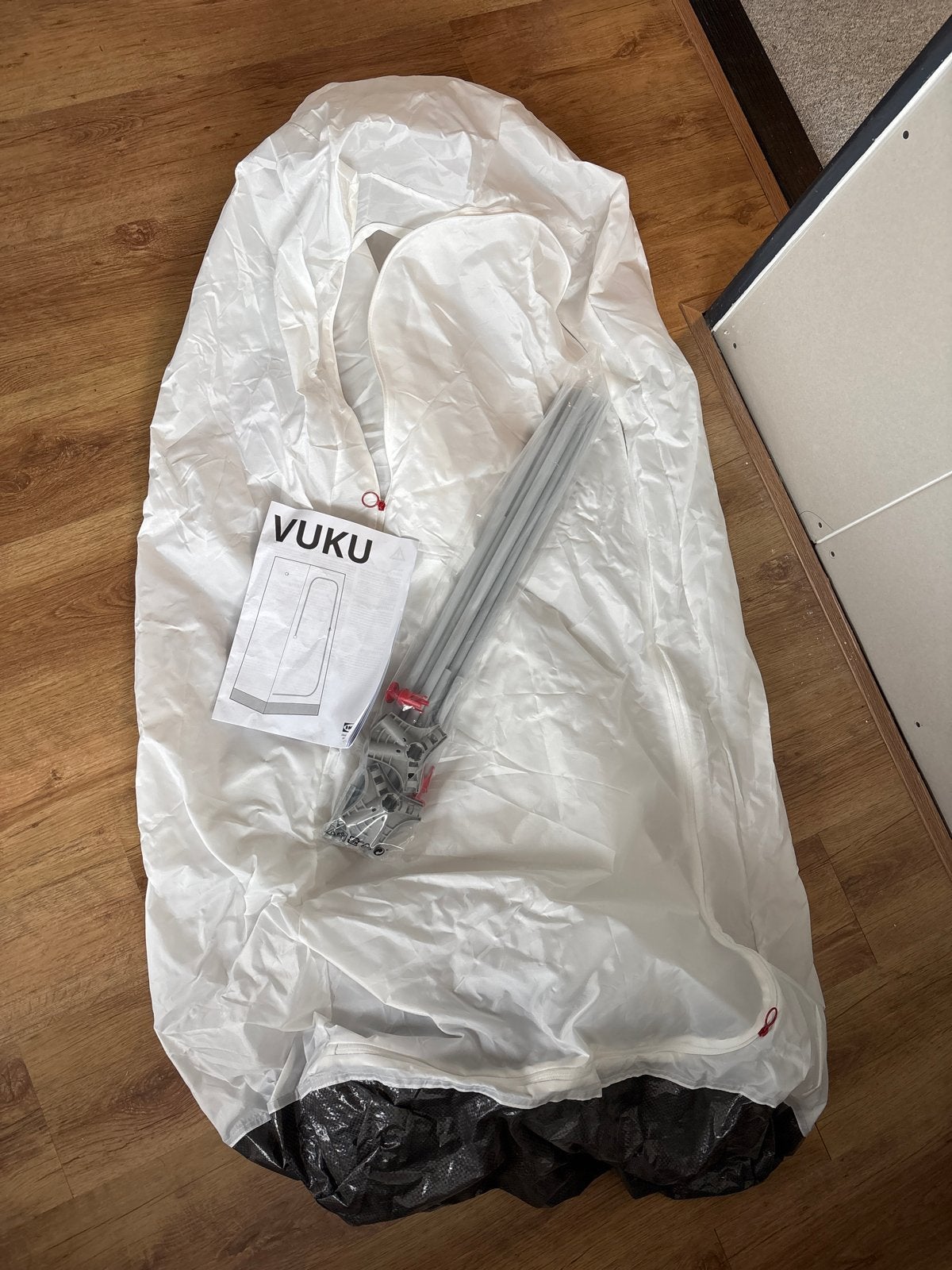 IKEA Vuku kledingkast - Handig en compact, Ophalen, Kunststof, 50 tot 100 cm, Zo goed als nieuw