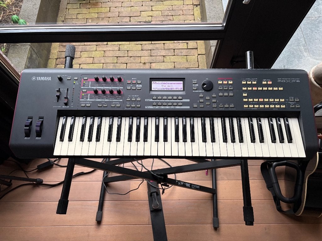 Yamaha MOXF6 met 1GB geheugen, Ophalen, Yamaha, Met midi-aansluiting, 61 toetsen