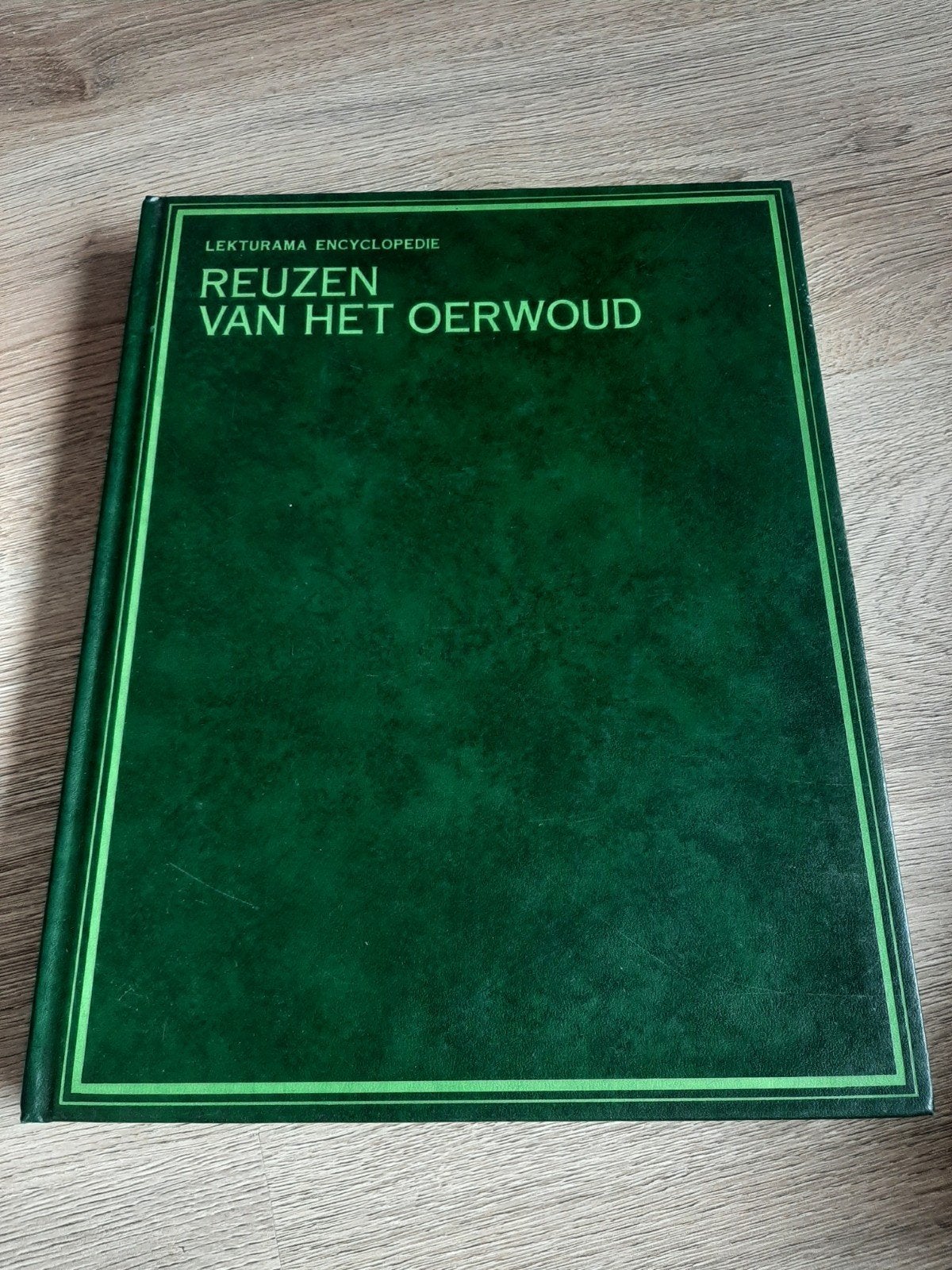 Lekturama Encyclopedie: Reuzen van het Oerwoud, Boeken, Encyclopedieën, Ophalen of Verzenden, Los deel, Dieren, Onbekend