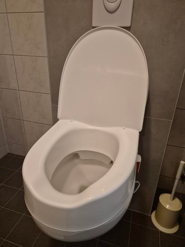 Wc verhoger, Diversen, Verpleegmiddelen, Ophalen