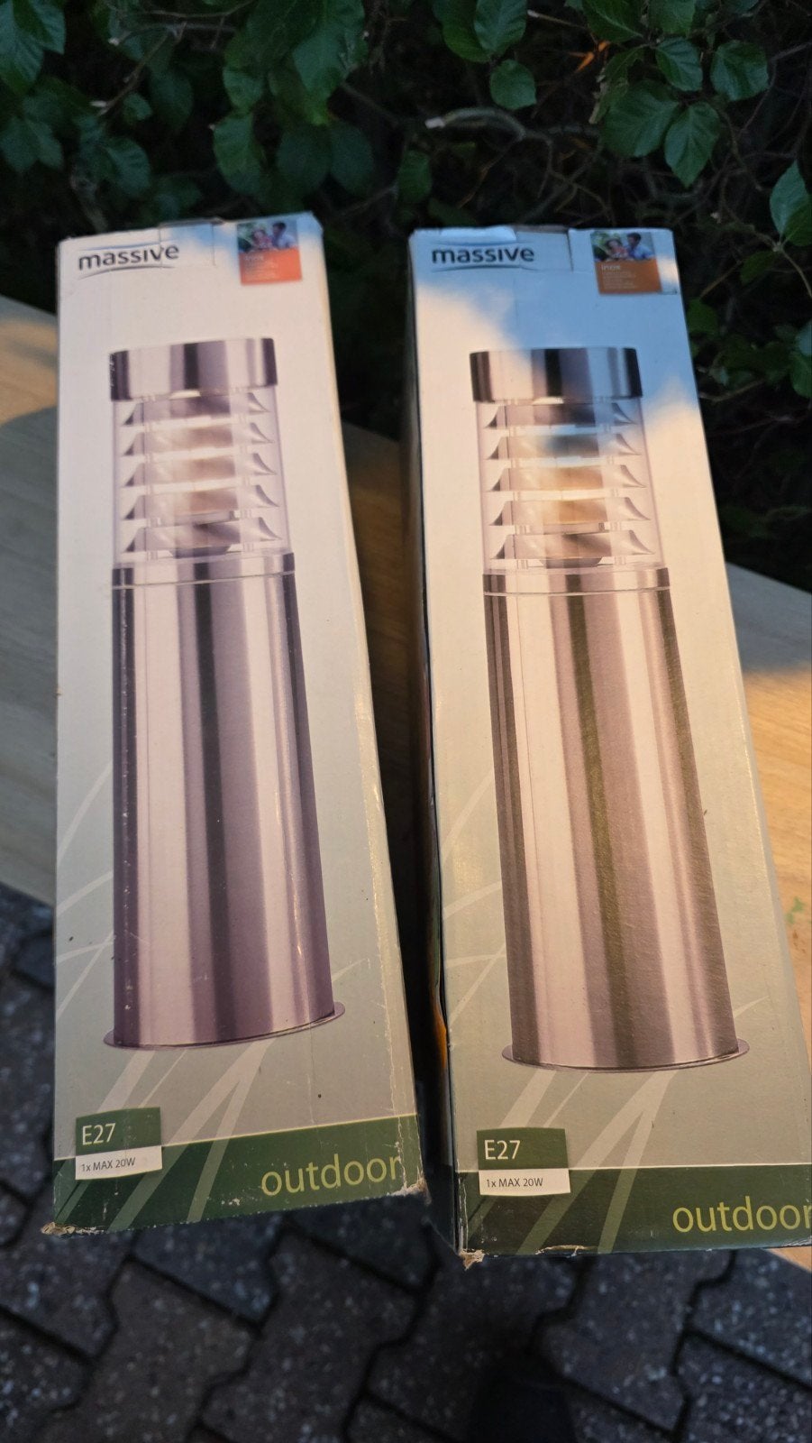 Massive buitenlampen, RVS, 2 stuks, Minder dan 50 watt, Nieuw, Ophalen of Verzenden, Netvoeding