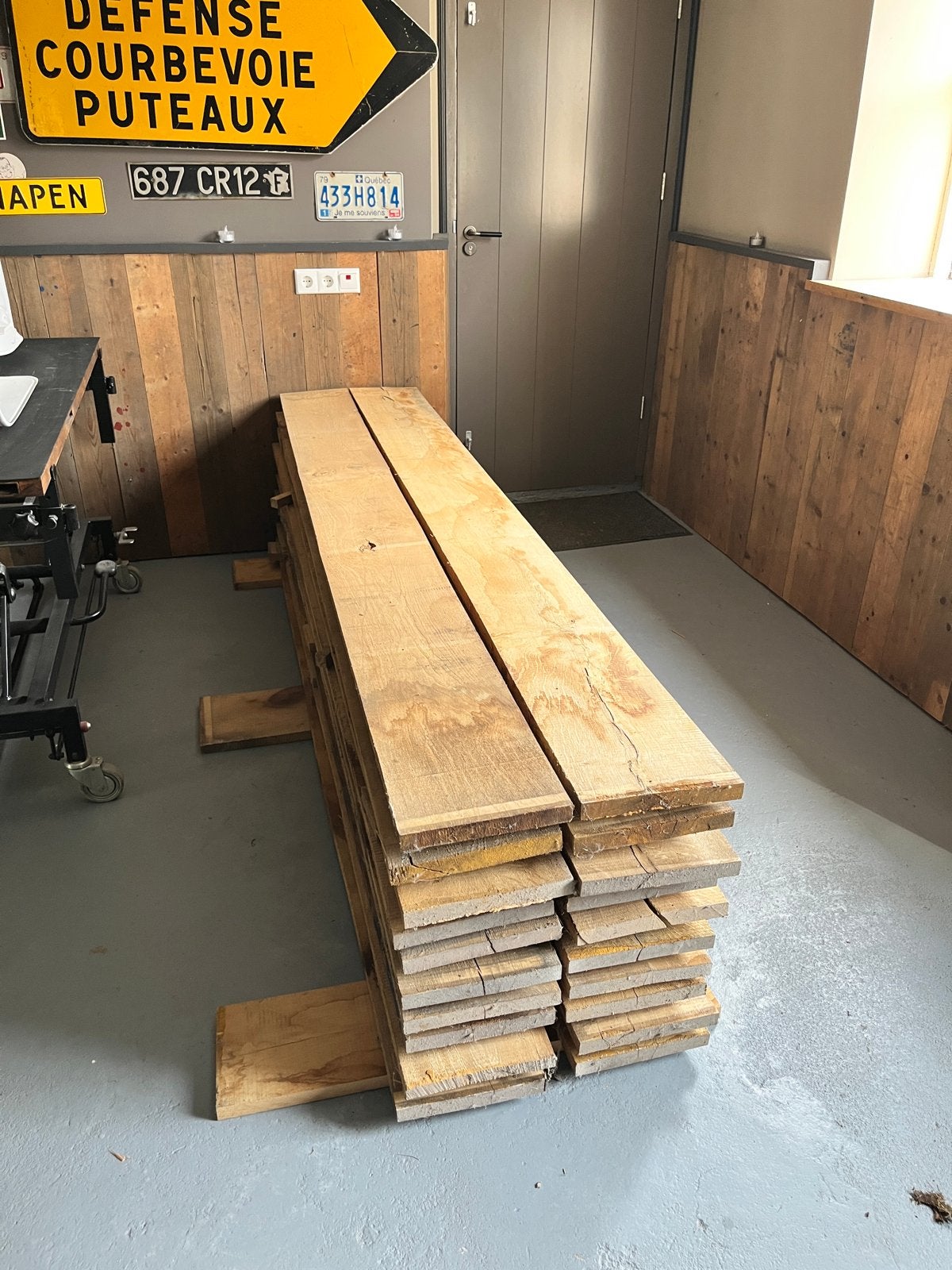 Partij fijn bezaagde eiken planken (28mm dik, 24cm breed), Ophalen, Gebruikt, 25 tot 50 mm, Eiken