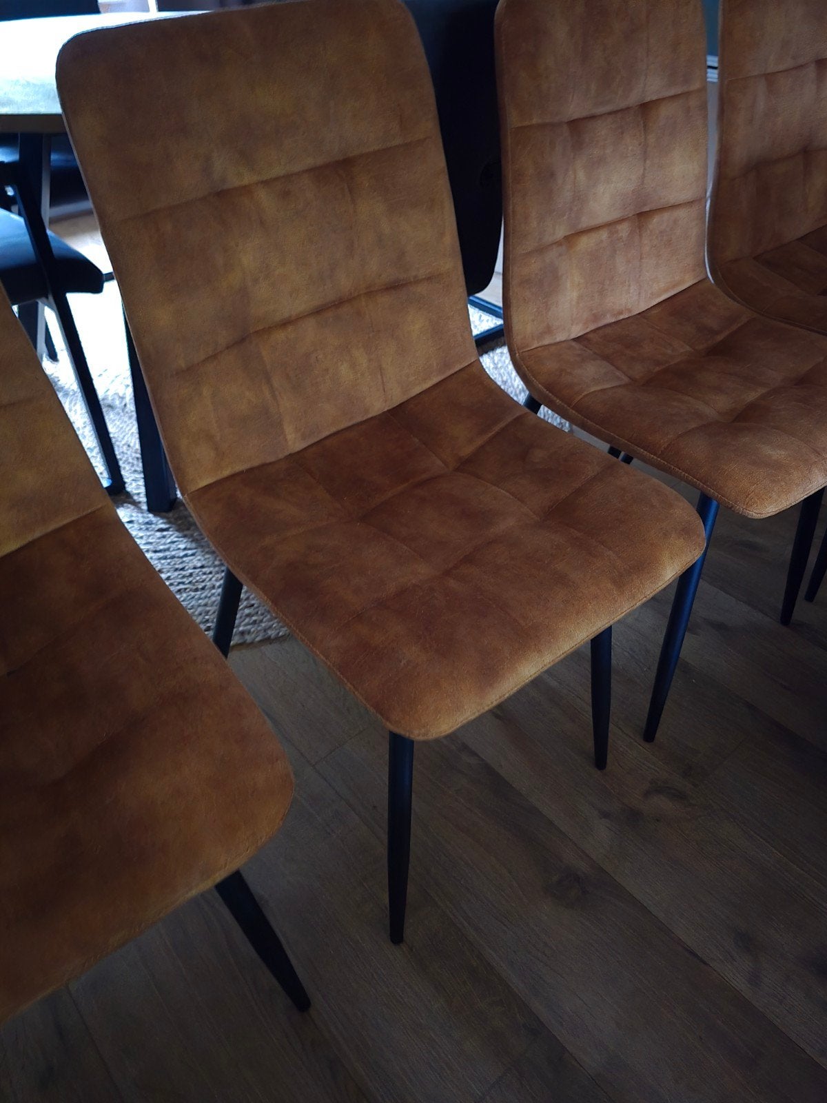Set van 4 bruine eetkamerstoelen, zo goed als nieuw, Ophalen, Modern, Comfortabel, Bruin, Zo goed als nieuw