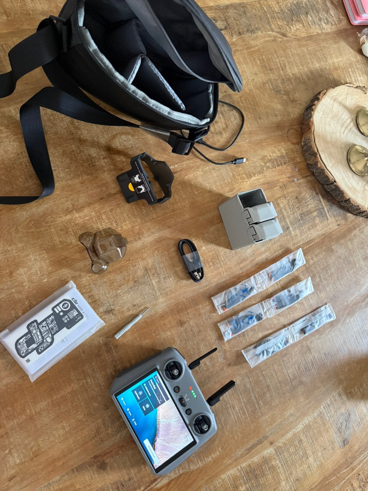 NIEUW (zonder drone) // DJI mini combo + smartcontroller, Ophalen, Zo goed als nieuw, Overige merken