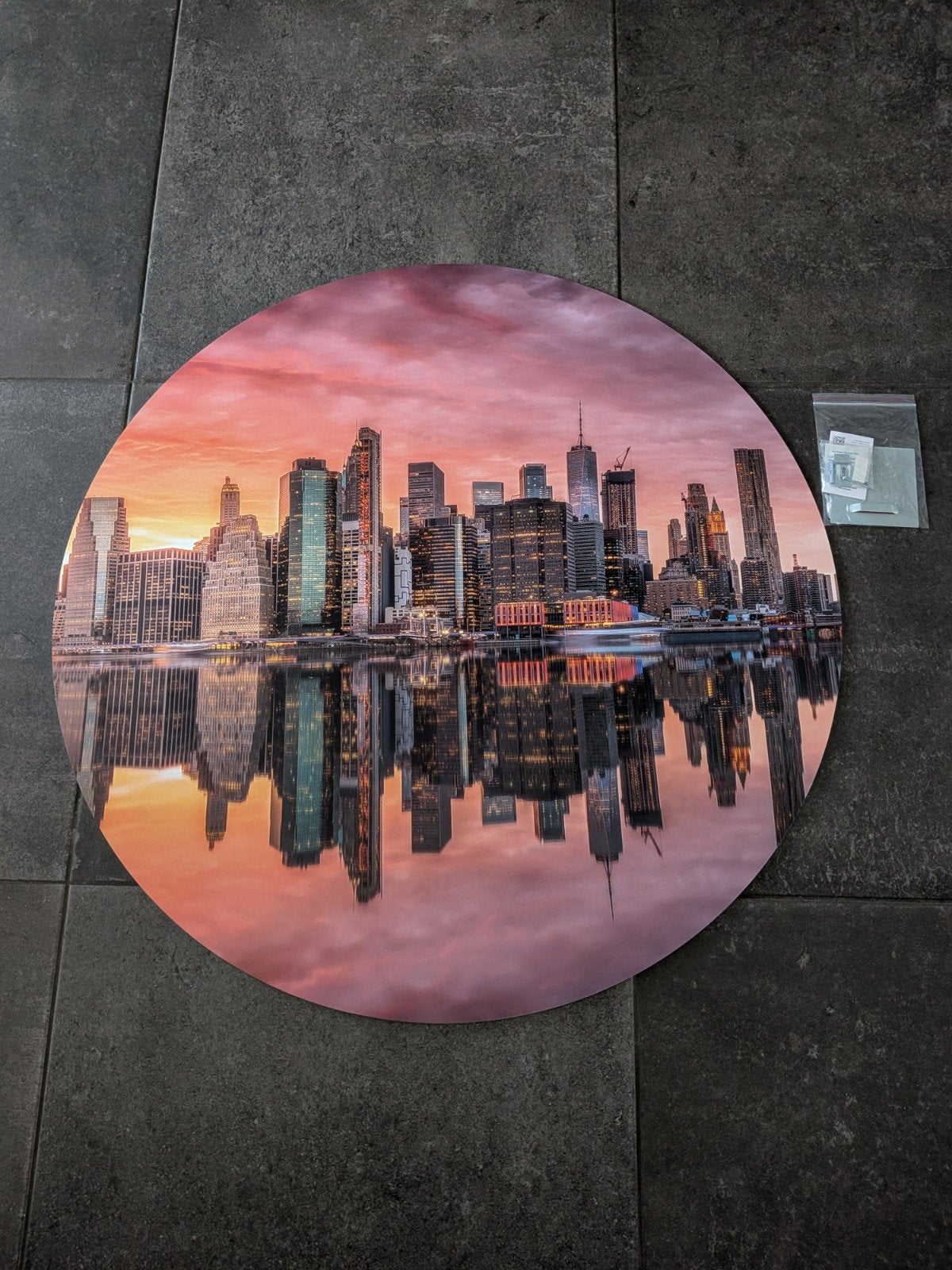 Nieuwe muurcirkel New York, Ophalen, Nieuw in verpakking