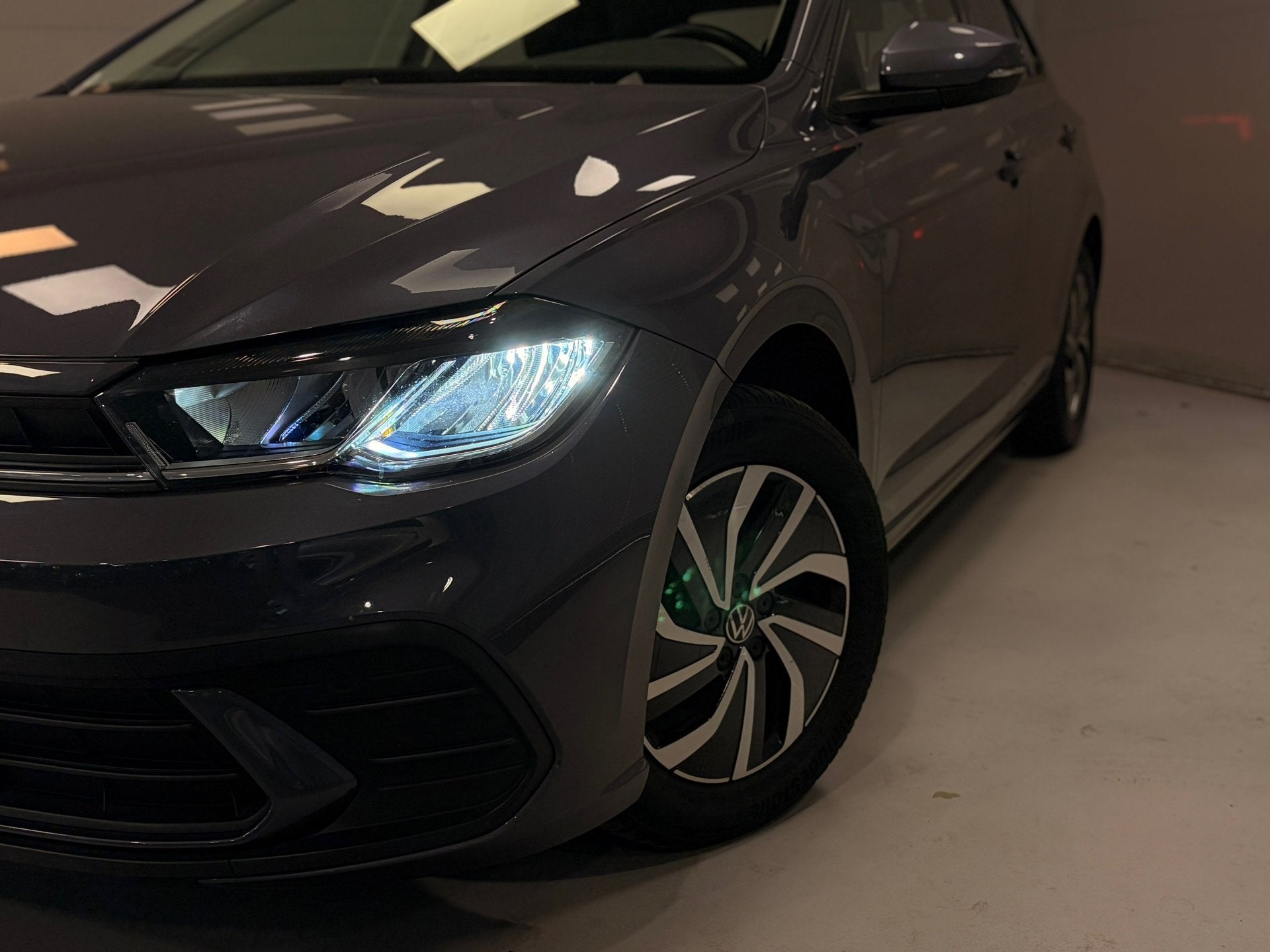 Volkswagen Polo 1.0 TSI Life Business | CAMERA | NAVI | CAR, Dealer onderhouden, Stof, Gebruikt, 49 €/maand
