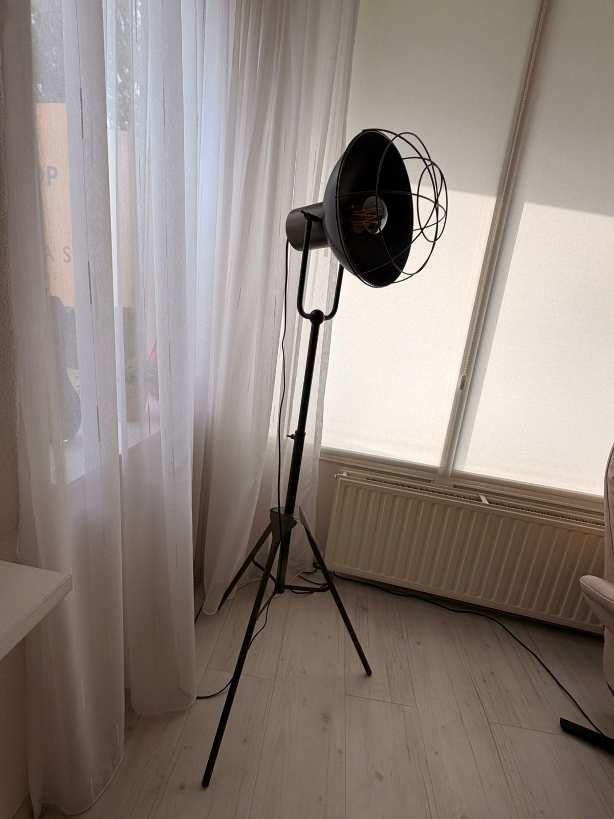 Staande lamp, Ophalen, Industrieel modern, E27 (groot), Zo goed als nieuw