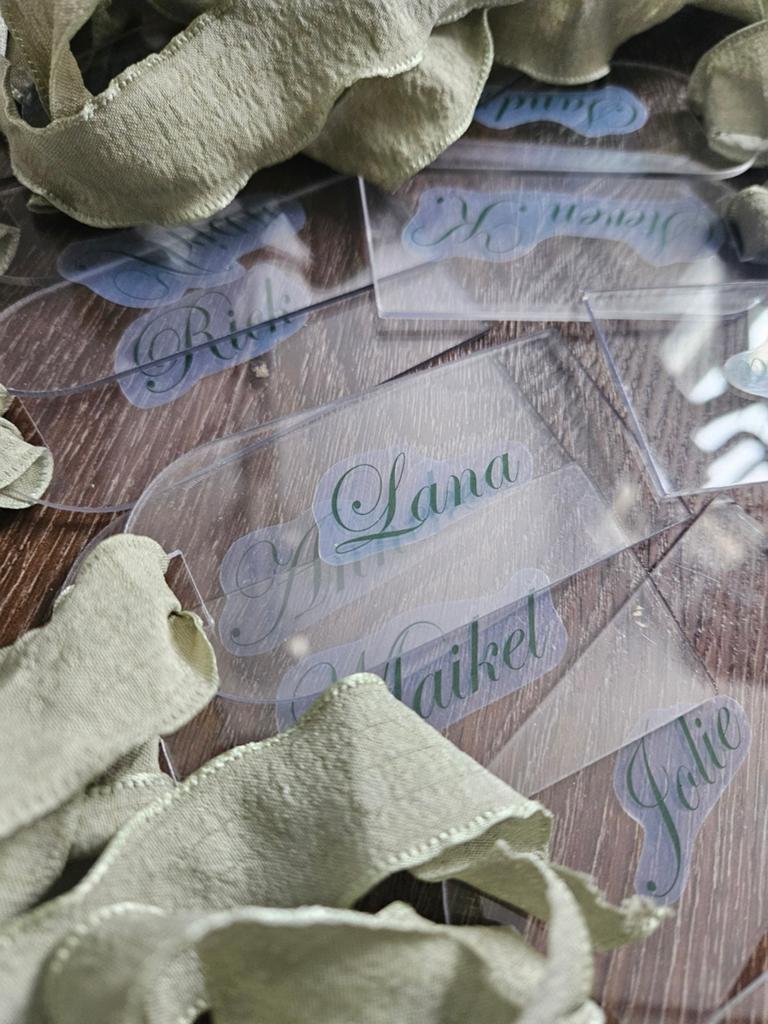 30 Naamkaartjes ceremonie of diner kaartjes bruiloft, Ophalen of Verzenden, Zo goed als nieuw, Groen, Accessoires
