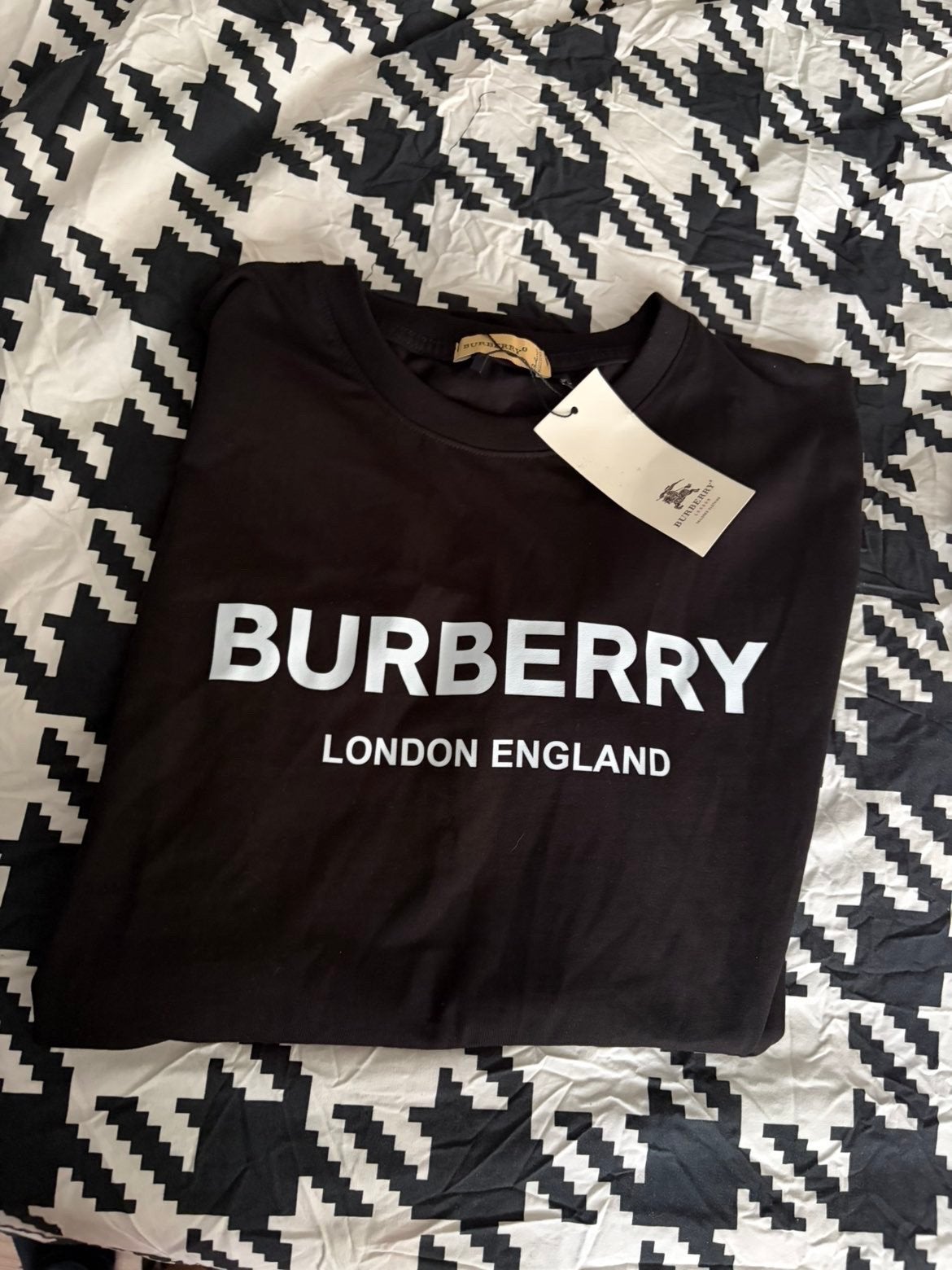 Burberry T-shirt - Zwart en Wit - Nieuw met labels, Kleding | Heren, Ophalen of Verzenden, Nieuw, Maat 48/50 (M), Zwart