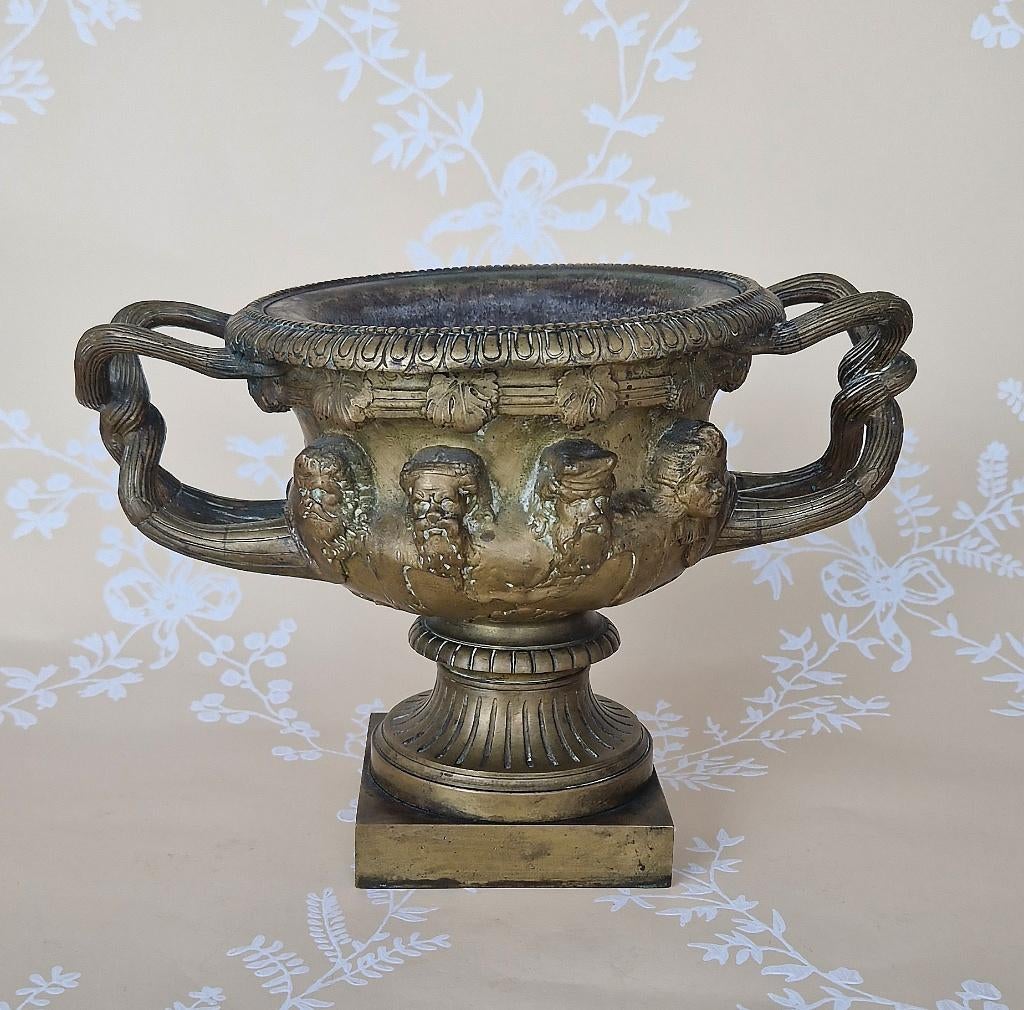 Een 19e-eeuwse gegoten bronzen Warwick zuilkom, Antiek en Kunst, Ophalen of Verzenden