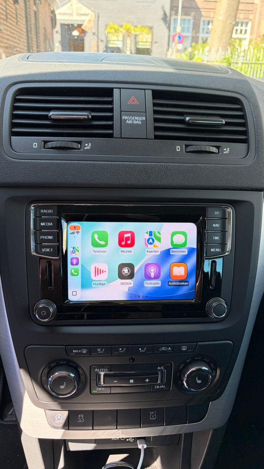 Skoda Smart-Link Apple CarPlay & Android Auto activeren, Ophalen, Zo goed als nieuw, Skoda, Skoda