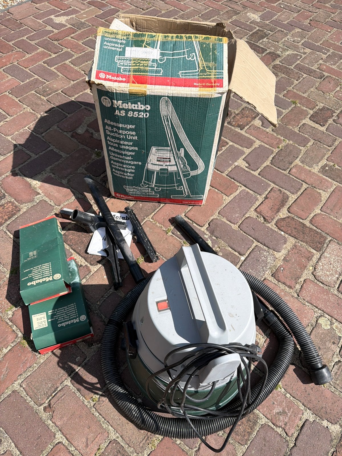 Metabo AS 8520 Alleszuiger - Universele Stofzuiger, Ophalen, Inclusief accessoires, Gebruikt, Industriële stofzuiger