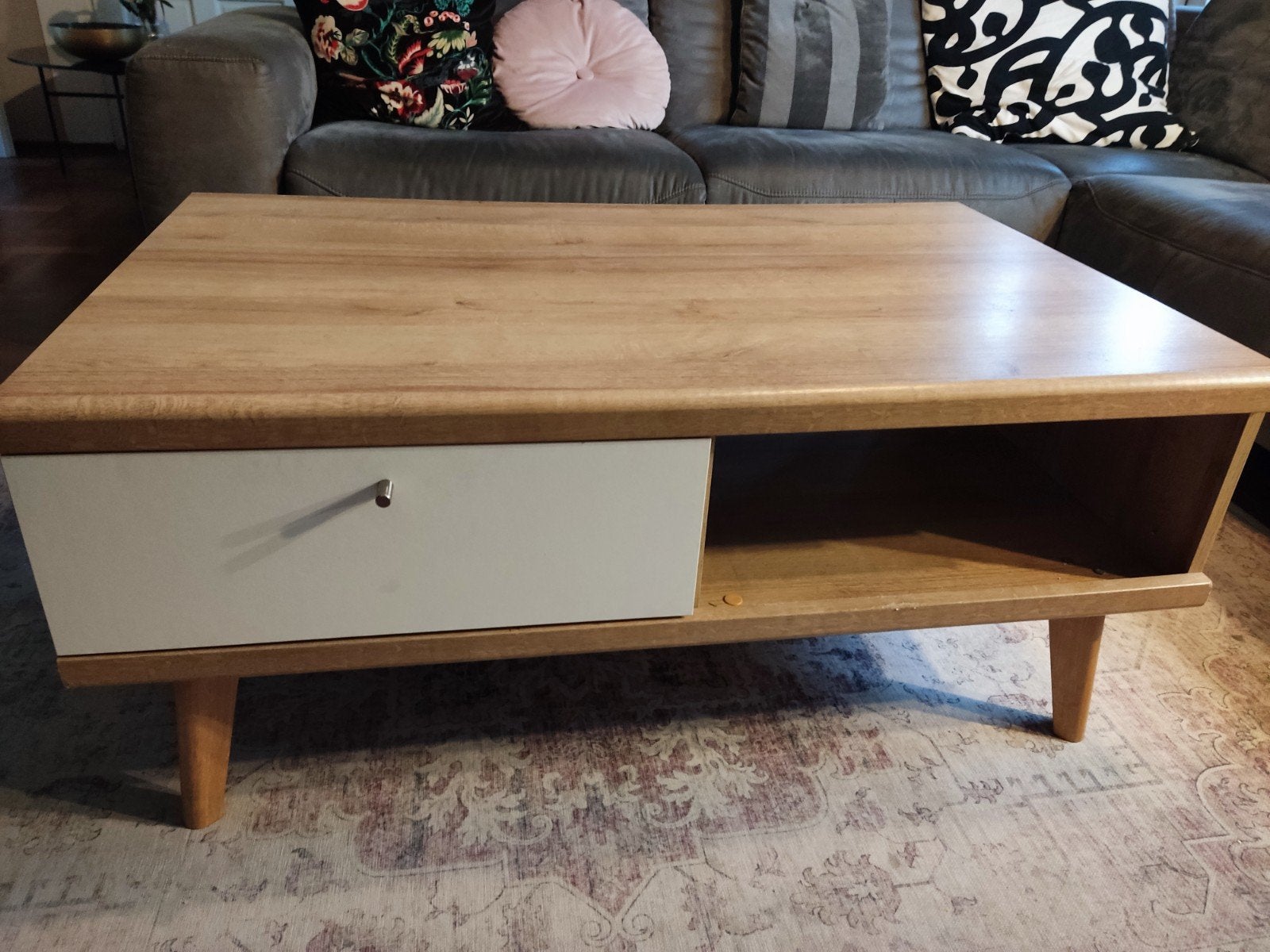 Salontafel met twee lades en open vak - eiken kleur en wit, Ophalen, Gebruikt, 50 tot 100 cm, 50 tot 100 cm