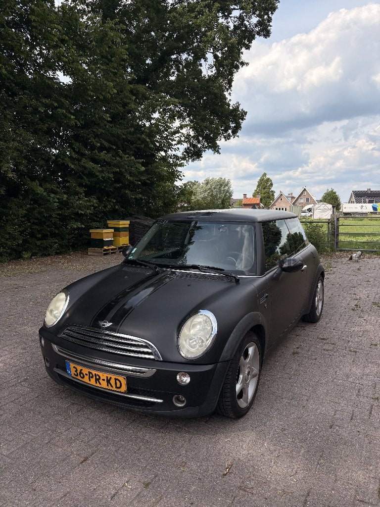 Mini 1.6 16V Cooper 2004 Zwart, Voorwielaandrijving, Zwart, 4 cilinders, 4 stoelen