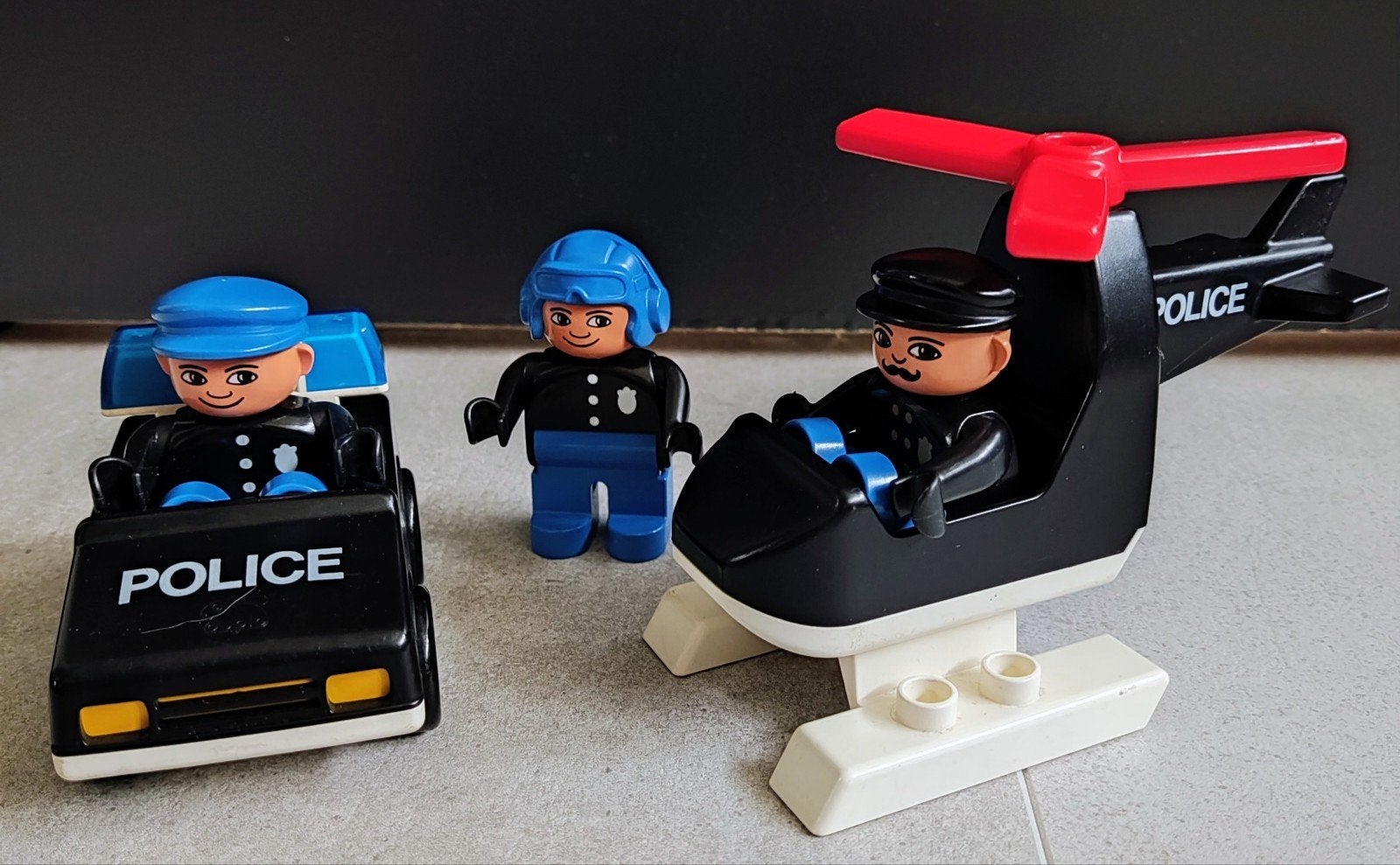 Lego Duplo Politie set met auto, helikopter en figuren, Ophalen of Verzenden, Duplo, Complete set, Compleet