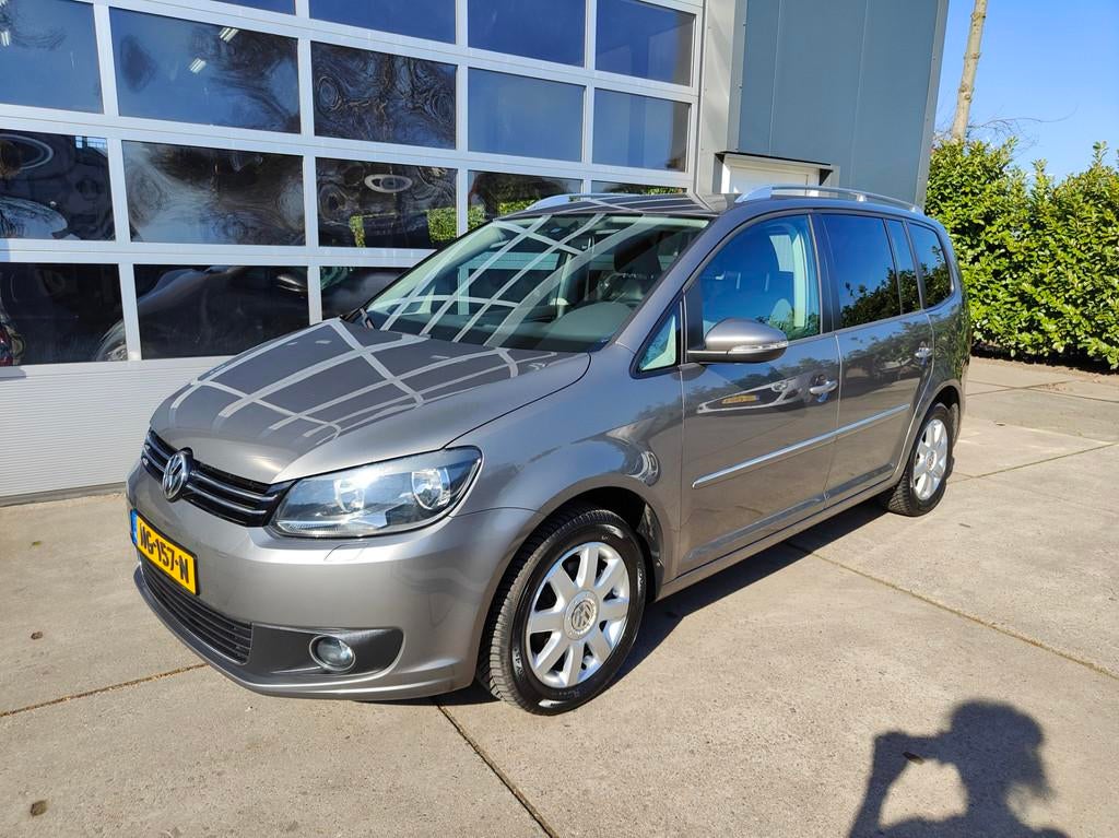 Volkswagen Touran 1.4 TSI Highline automaat, Euro 5, 15 km/l, Gebruikt, 4 cilinders