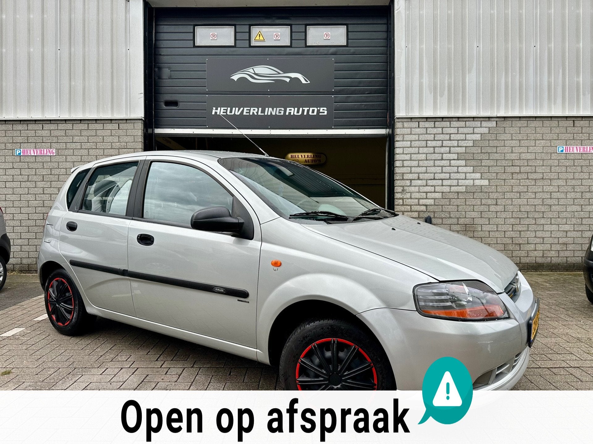 Chevrolet Kalos 1.4 Spirit | Airco | D-Riem VV | PDC, Stof, Zwart, 4 cilinders, Metallic lak