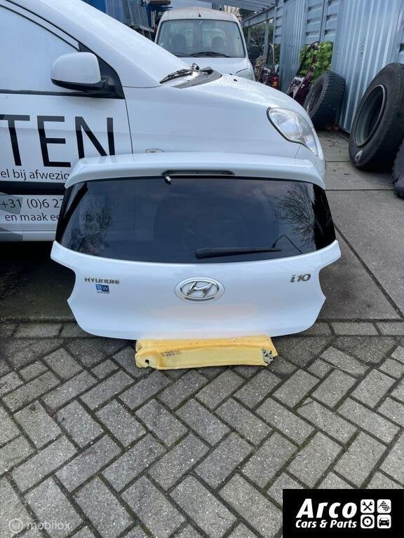 Hyundai i10 2013-2018  Achterklep Portier Zijscherm Wit PSW, Auto-onderdelen, Gebruikt, Ophalen of Verzenden, Hyundai, Hyundai