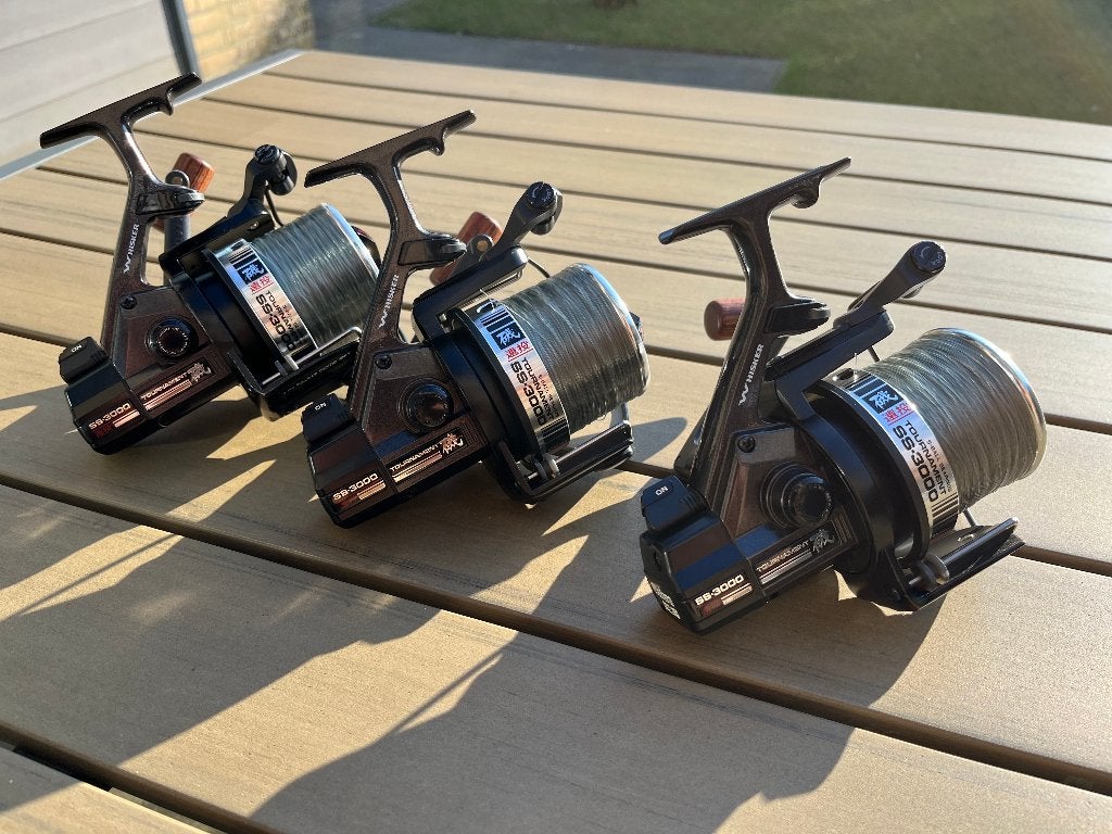 3x Daiwa Whisker Tournament SS3000, Ophalen of Verzenden, Zo goed als nieuw, Molen