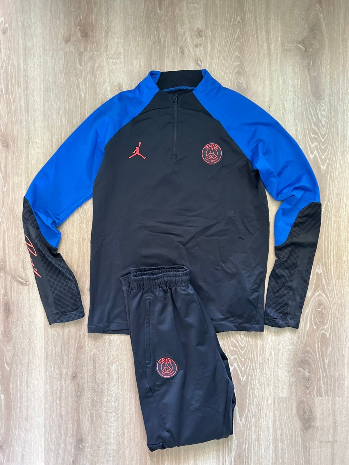 PSG Jordan trainingspak 22/23 maat 158, Kinderen en Baby's, Kinderkleding | Maat 158, Gebruikt, Jongen of Meisje, Jordan, Sport- of Zwemkleding