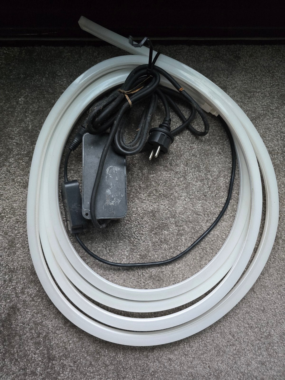 Philips Hue Lightstrip outdoor 5 meter, Huis en Inrichting, Lampen | Overige, Gebruikt, Philips Hue, Dimbaar, Kleur aanpasbaar