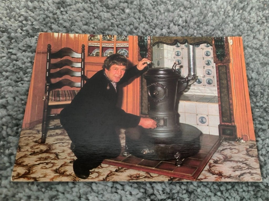 Kaart Volendam interieur (23), Ophalen of Verzenden, 1980 tot heden, Ongelopen, Klederdracht