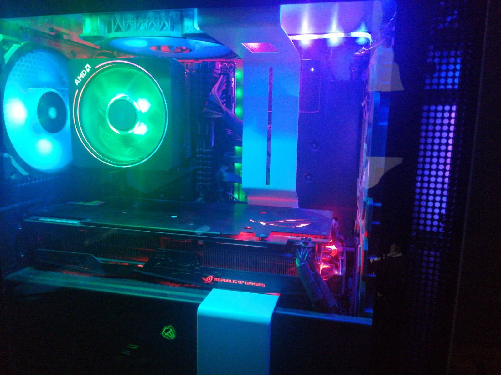 Game pc, Computers en Software, Desktop Pc's, Zo goed als nieuw, SSD, Ophalen of Verzenden