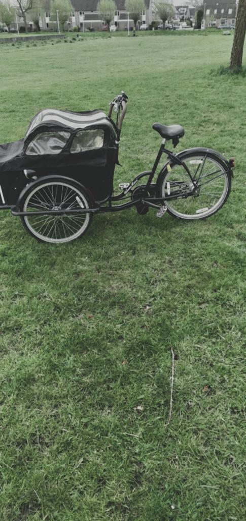 Nette elektrische Johnny Loco bakfiets 7 ver met huif, Ophalen, Zo goed als nieuw