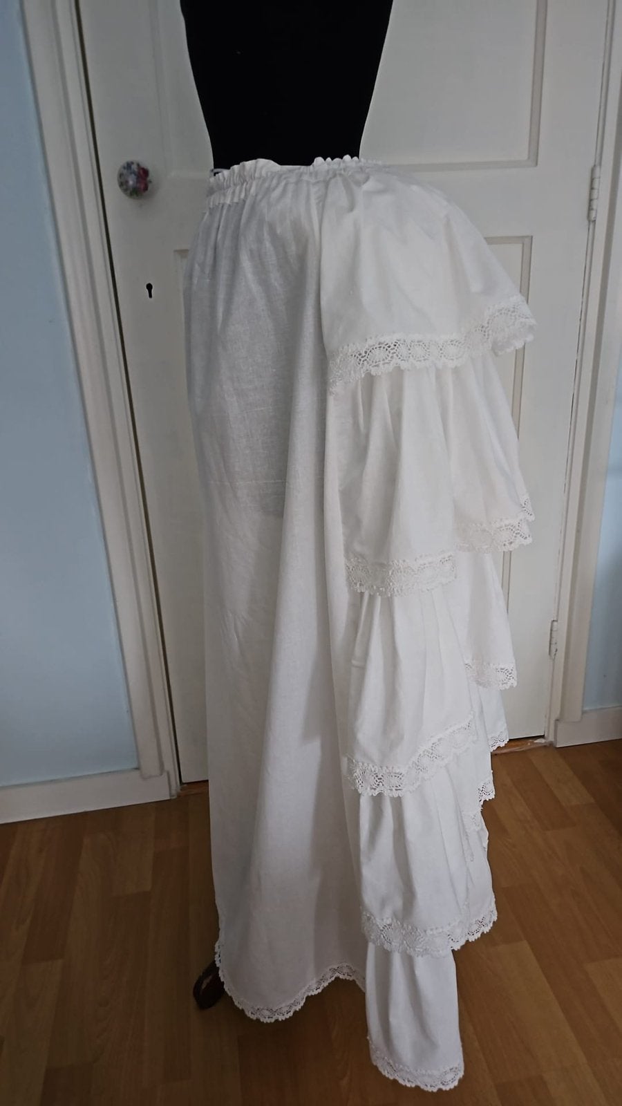 Prachtige rok in victoriaanse stijl, Ophalen of Verzenden