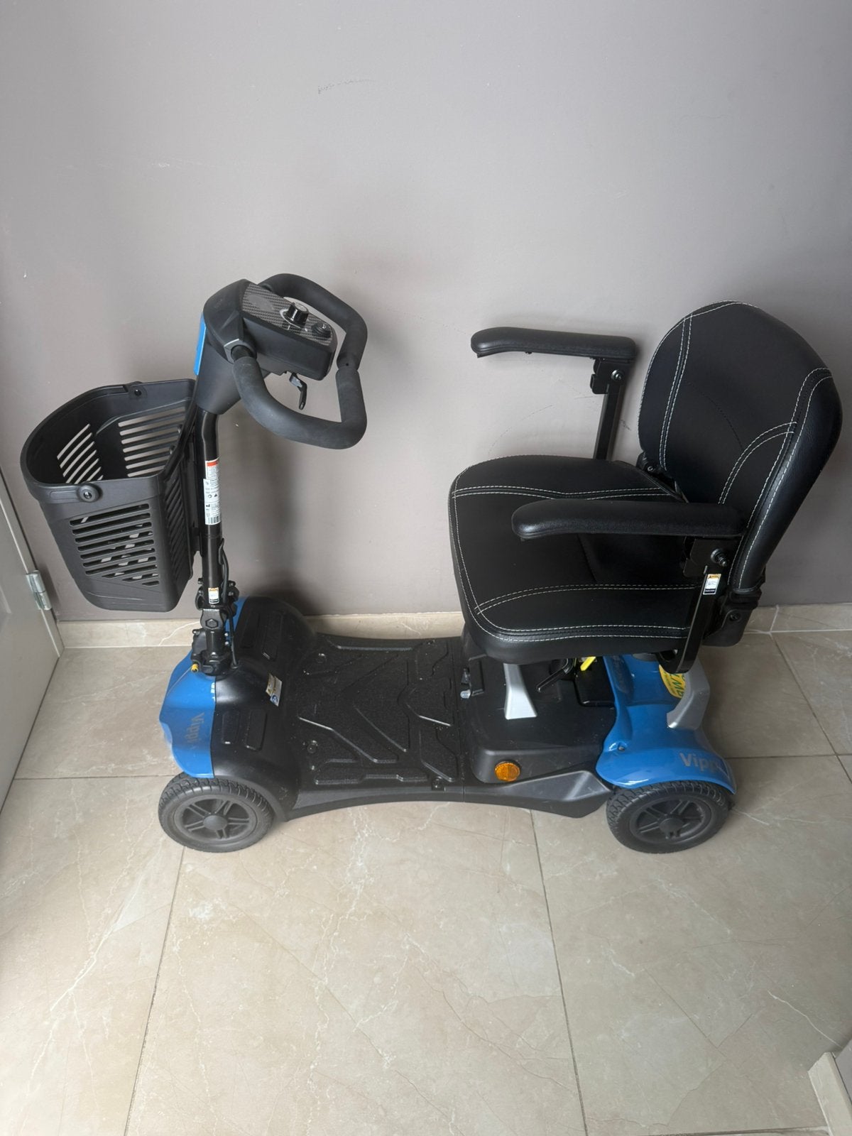Vivo opvouwbare scootmobiel, Diversen, Ophalen, Zo goed als nieuw, 10 km/u of minder