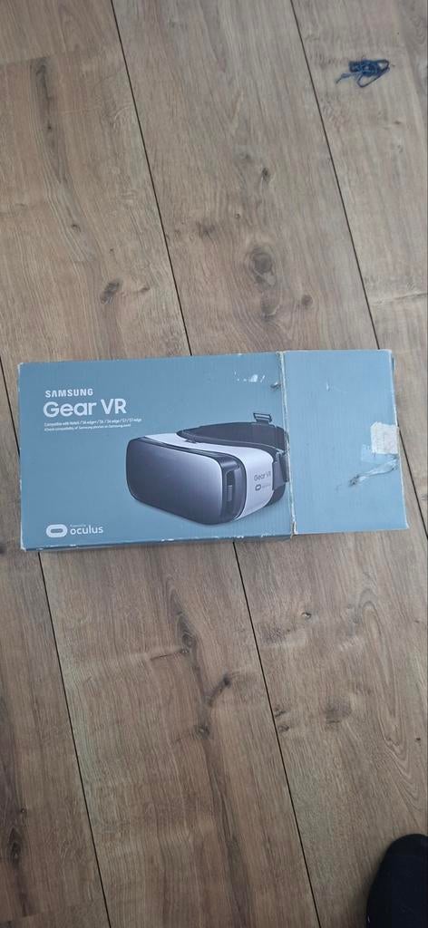 Samsung Gear VR (Oculus) - Virtual Reality Bril, Spelcomputers en Games, Virtual Reality, Zo goed als nieuw, Telefoon, VR-bril
