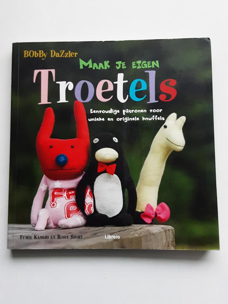 Maak je eigen Troetels - knuffels - naaien, Ophalen of Verzenden, Zo goed als nieuw
