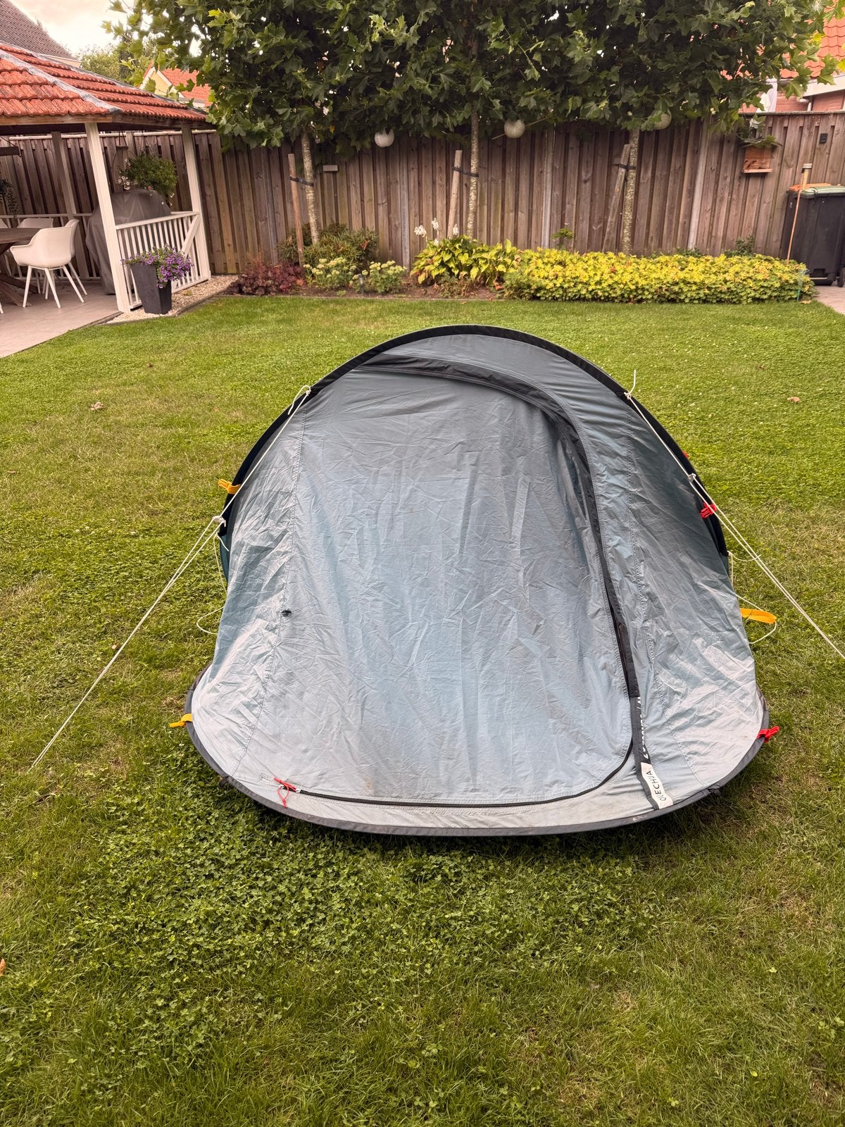 Quechua 2 Seconds - 2 persoons pop-up tent, Ophalen of Verzenden, Zo goed als nieuw, Tot en met 2