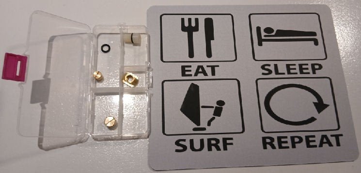surfbox *met inhoud* + GRATIS surf muismat kado !, Ophalen of Verzenden, Nieuw, Overige typen