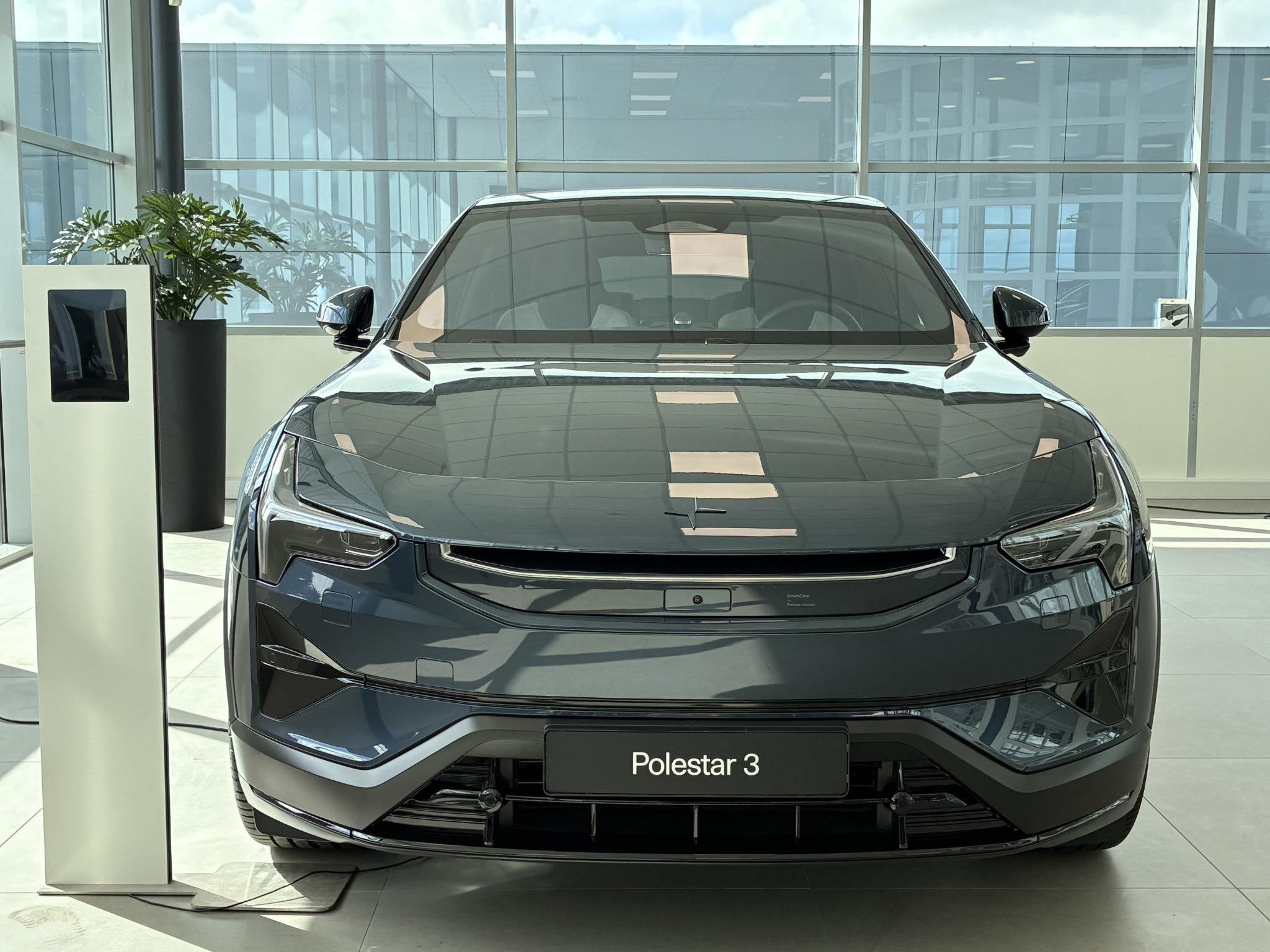 Polestar 3 Long range Dual motor Pilot Plus 111 kWh |Bowers, Auto's, 660 min, Stof, Blauw, Origineel Nederlands