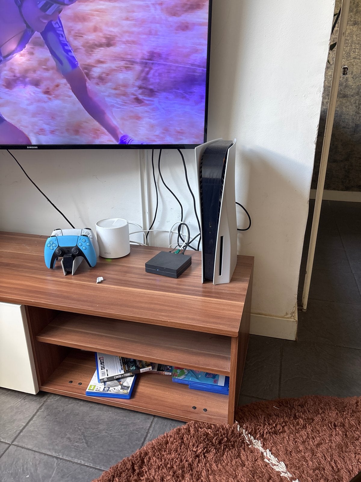 PlayStation 5 Disc Edition met Controller en Games, Spelcomputers en Games, Games | Sony PlayStation 5, Zo goed als nieuw, 1 speler
