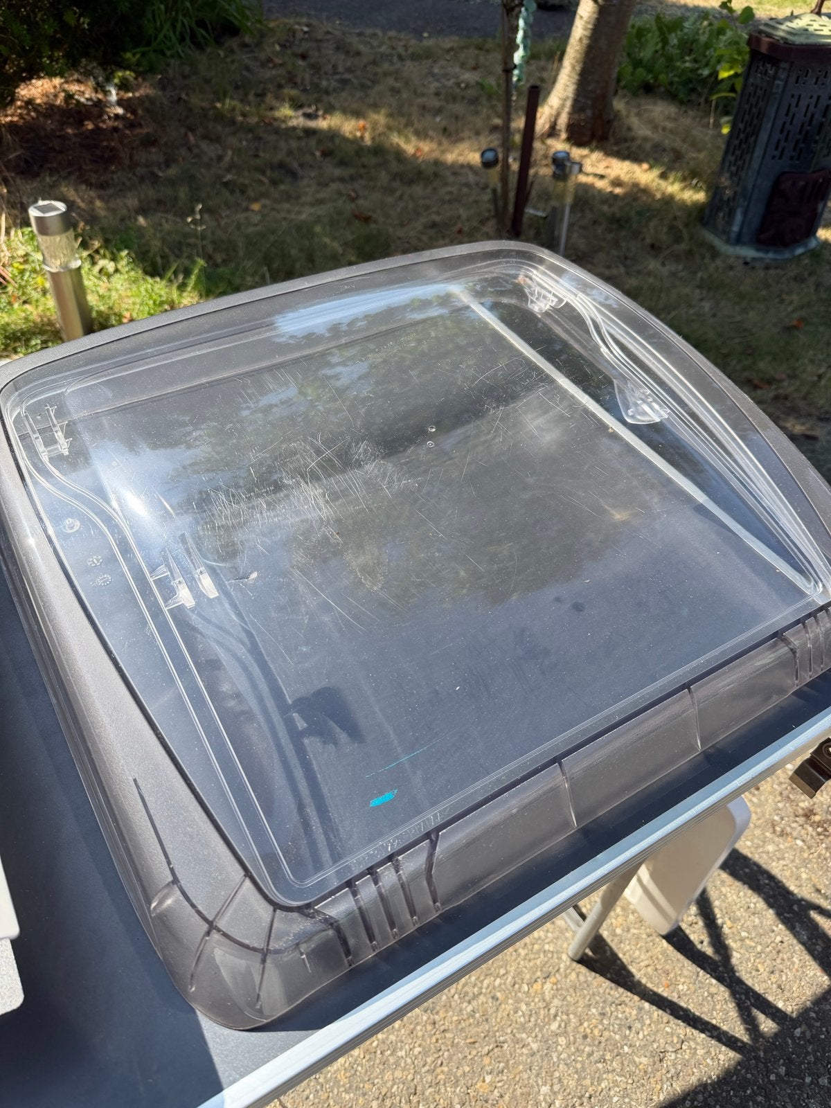 Dakraam/dakluik voor camper of caravan, Ophalen of Verzenden, Zo goed als nieuw