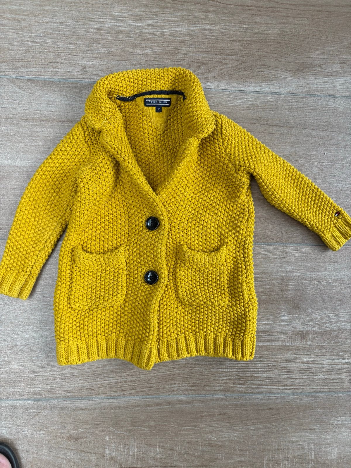 Zo goed als nieuw Tommy Hilfiger vest maat 74, Kinderen en Baby's, Ophalen of Verzenden, Zo goed als nieuw, Jongetje of Meisje