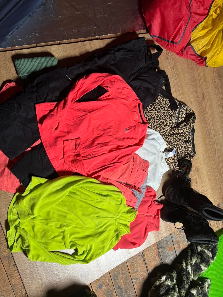 Skikleding pakket!, Sport en Fitness, Skiën en Langlaufen, Overige merken, 100 tot 140 cm, Snowboots, Ophalen of Verzenden