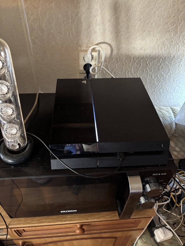 PlayStation 4 (PS4) 1TB met game en controller, Ophalen, Refurbished, 1 TB, Met 1 controller