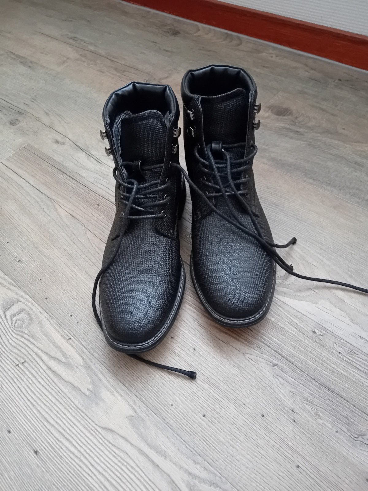 Zwarte Checker Boots - Maat 41, Kleding | Heren, Schoenen, Ophalen, Zwart, Boots, Zo goed als nieuw