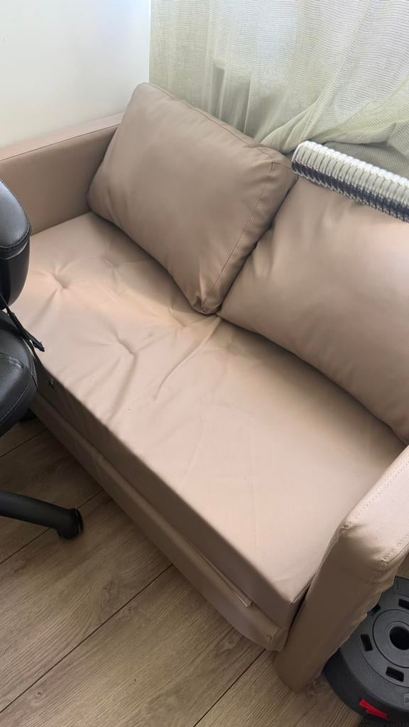 Foldable bed sofa, Huis en Inrichting, Ophalen