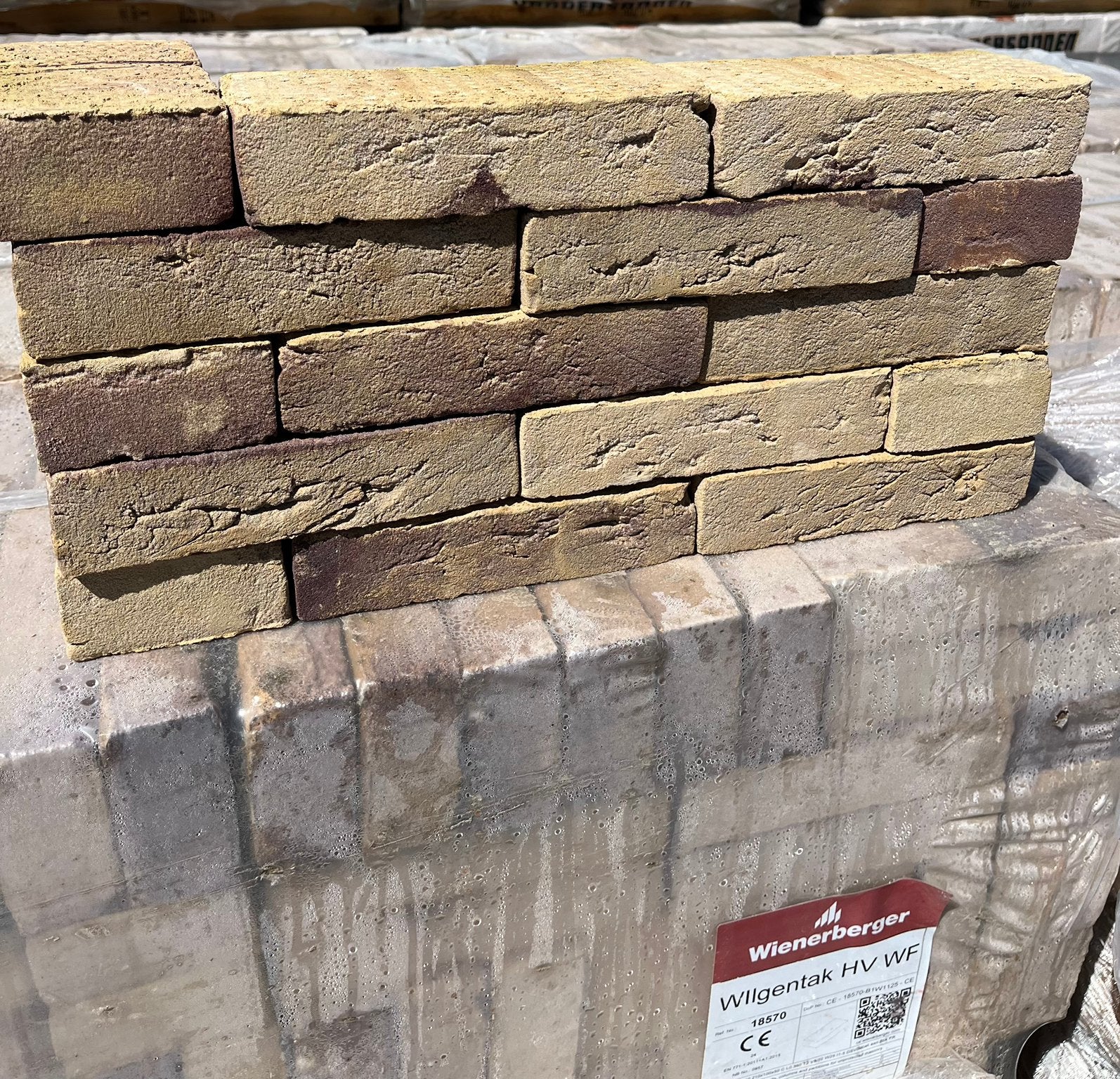3 pallets vuilwerkstenen, Ophalen of Verzenden, Zo goed als nieuw, Bakstenen