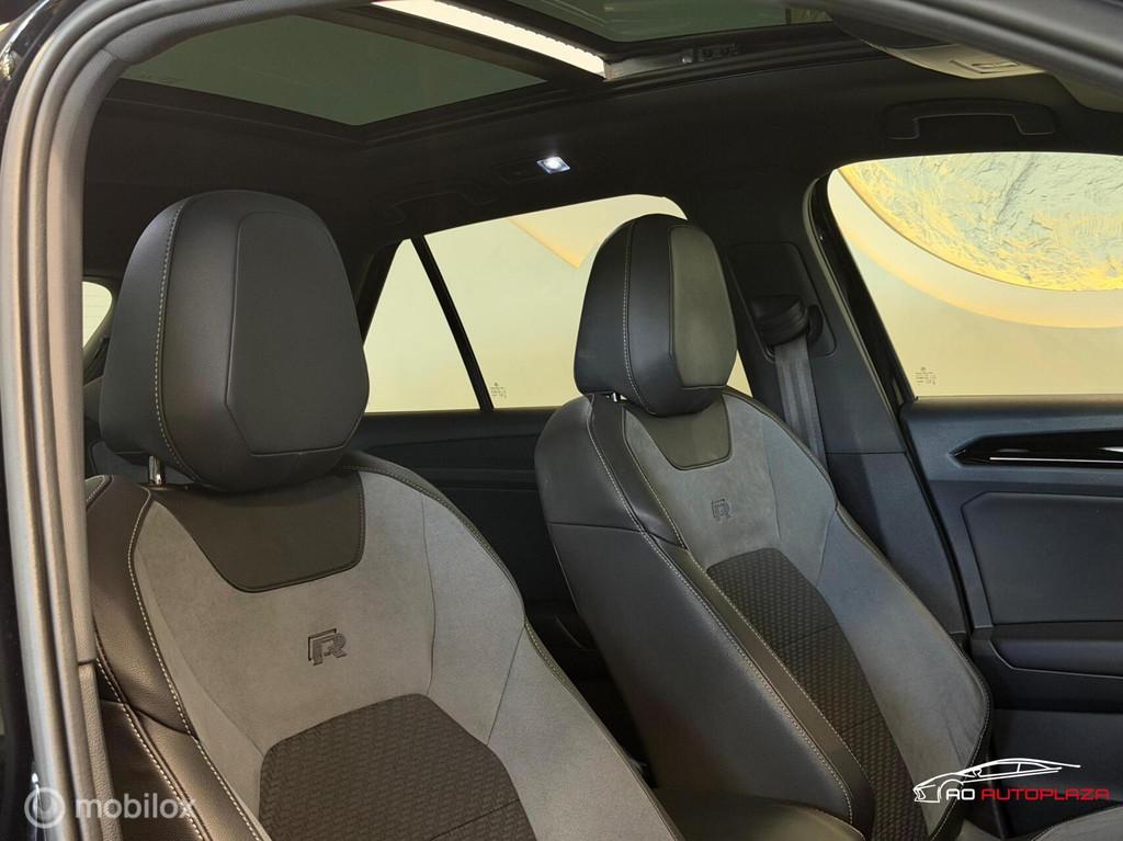 Volkswagen T-Roc 2.0 TSI 4Motion R Panorama/Akrapovic/Keyles, Automaat, Automatische klimaatregeling, Zwart, 4 cilinders